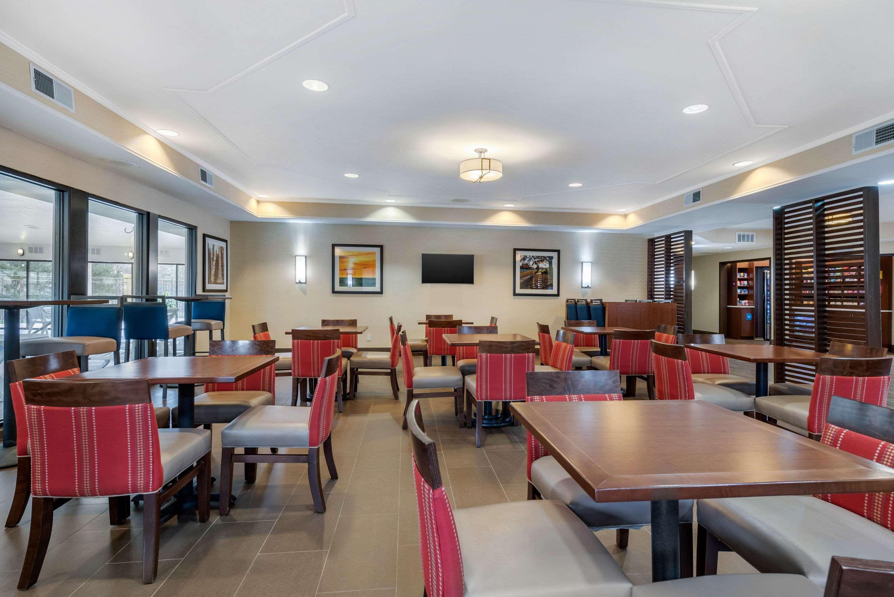 Comfort Suites Lafayette University Area Kültér fotó